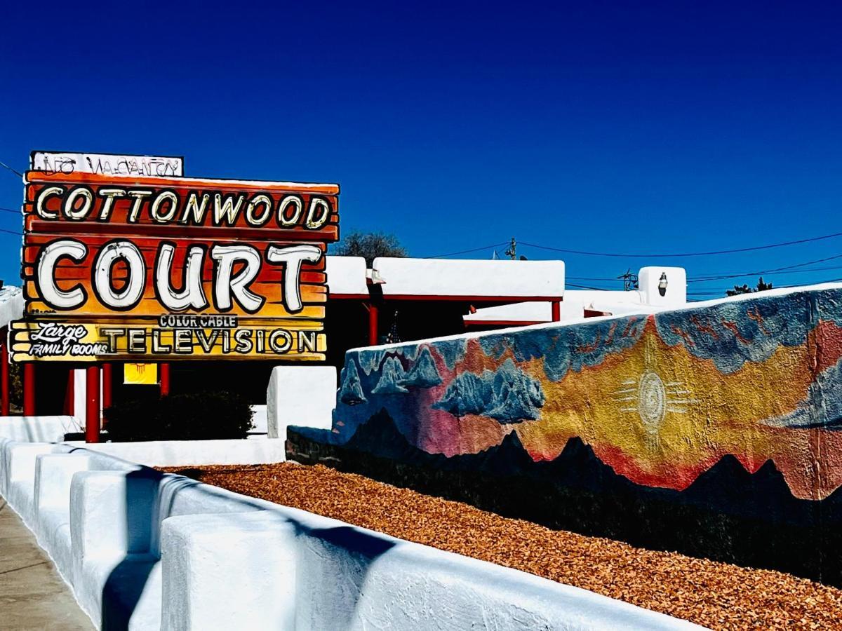 سانتا فيه Cottonwood Court Motel المظهر الخارجي الصورة