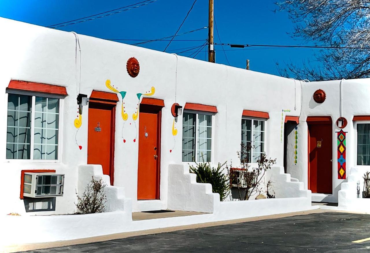 سانتا فيه Cottonwood Court Motel المظهر الخارجي الصورة