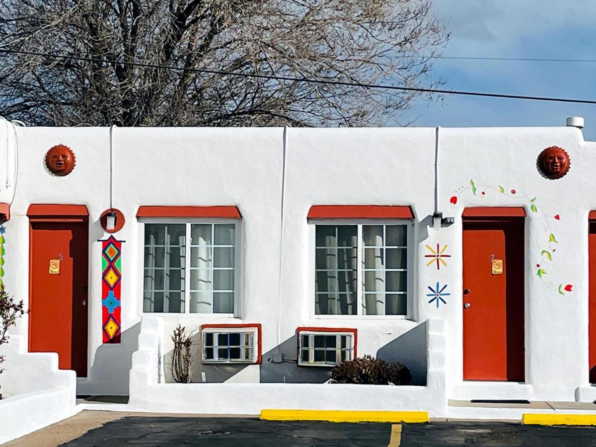 سانتا فيه Cottonwood Court Motel المظهر الخارجي الصورة