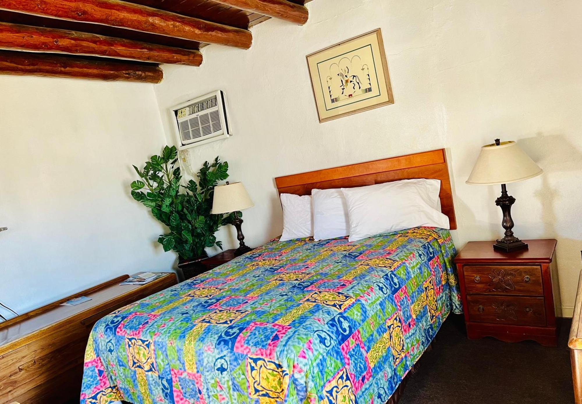 سانتا فيه Cottonwood Court Motel المظهر الخارجي الصورة