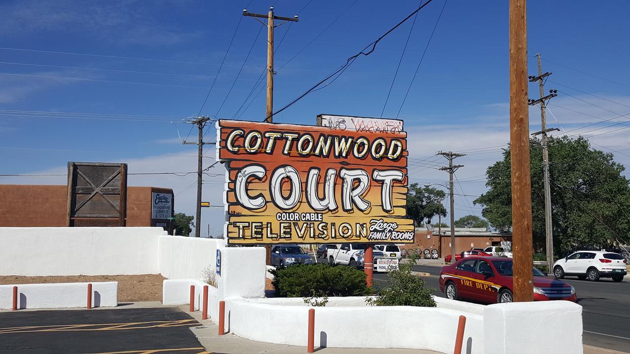 سانتا فيه Cottonwood Court Motel المظهر الخارجي الصورة