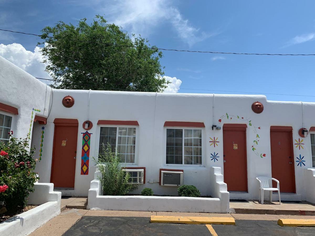 سانتا فيه Cottonwood Court Motel المظهر الخارجي الصورة