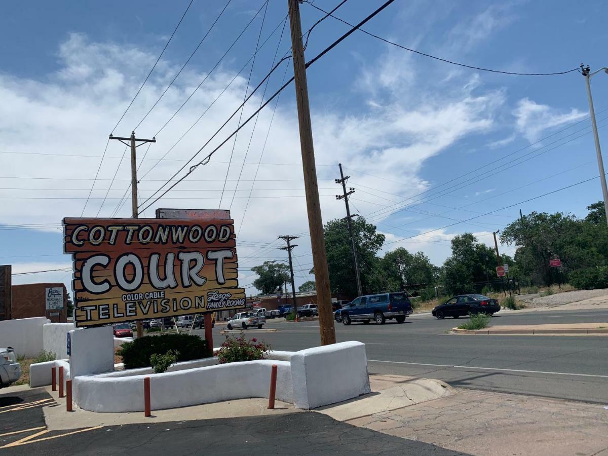 سانتا فيه Cottonwood Court Motel المظهر الخارجي الصورة
