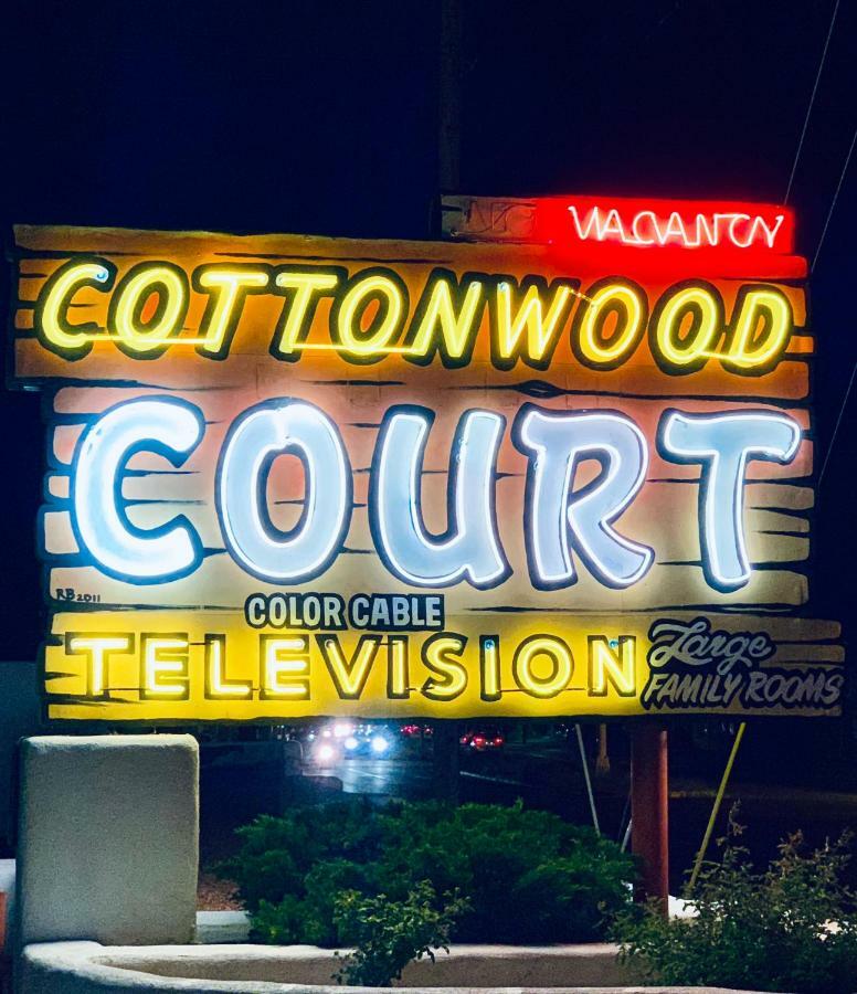 سانتا فيه Cottonwood Court Motel المظهر الخارجي الصورة