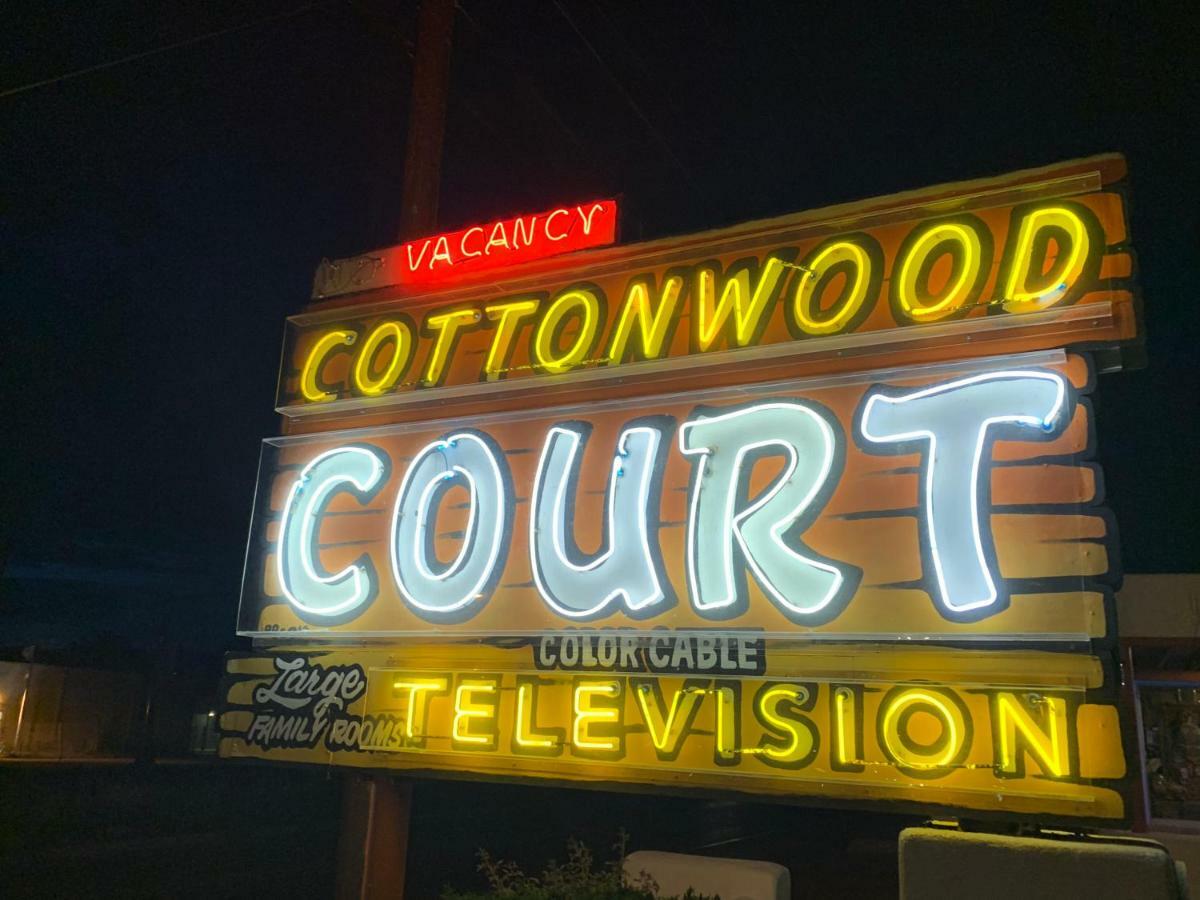 سانتا فيه Cottonwood Court Motel المظهر الخارجي الصورة